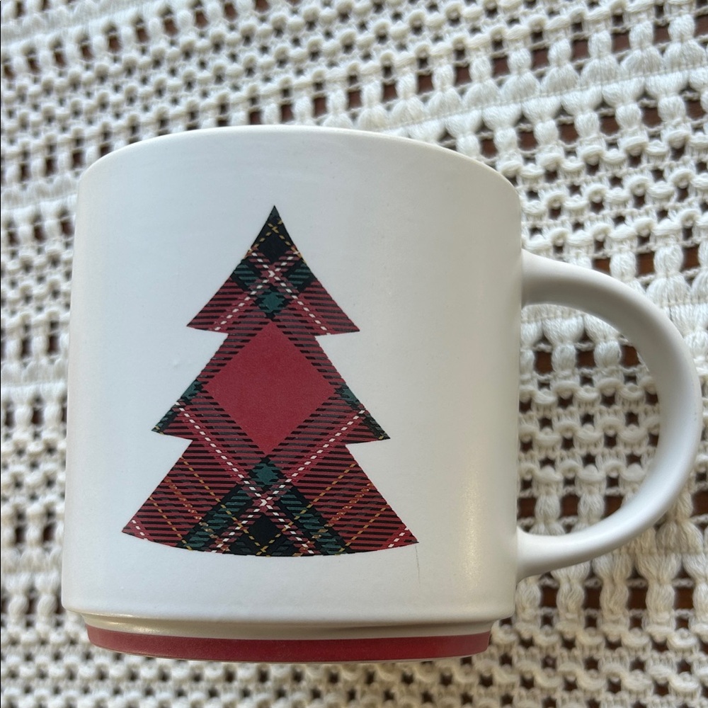 Plaid Tree Mug Matte Finish Winter White New With Tags
